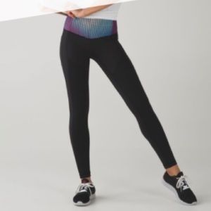 💙💖LULULEMON - Excellent Condition Sz. 4 leggings Excellent condition